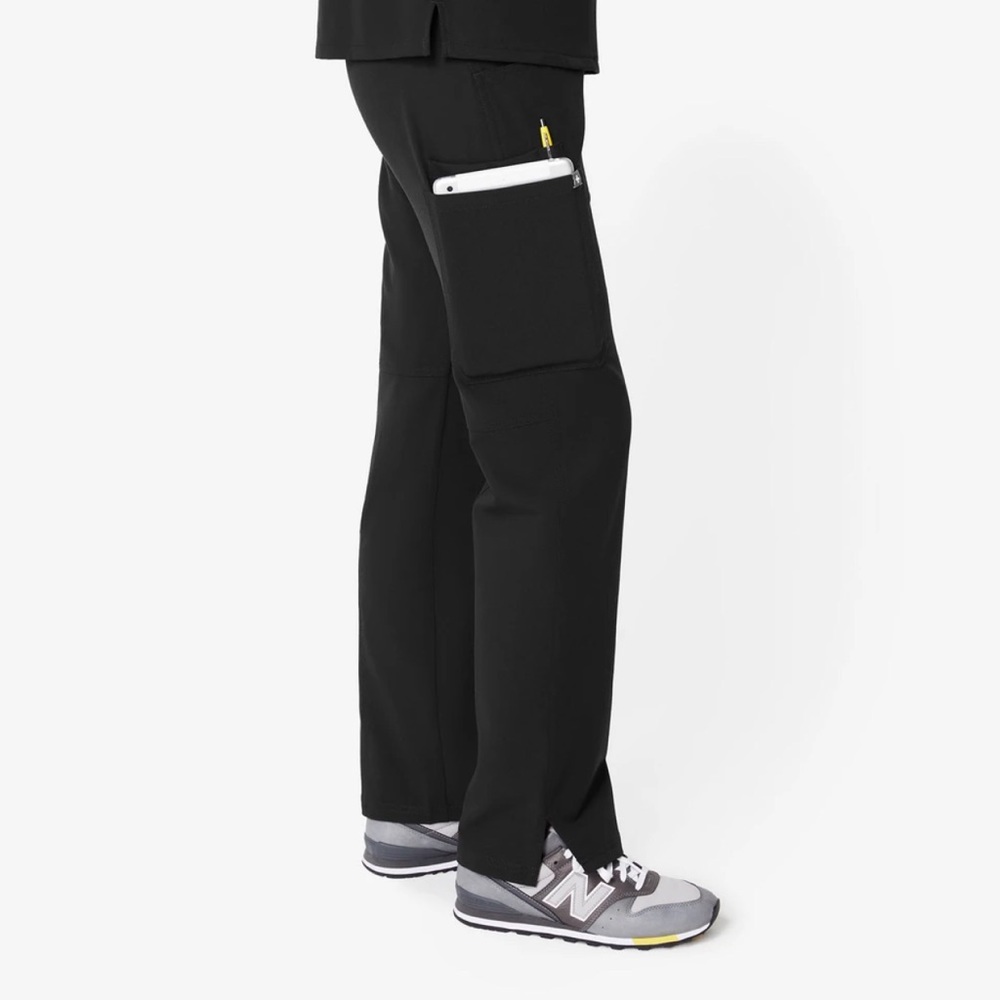 NEW Figs KADE Cargo Scrub Pants Black